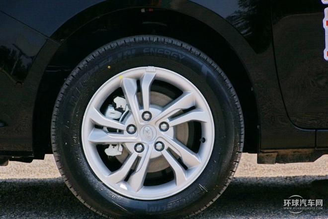 2015款 1.5L 手動旗艦型