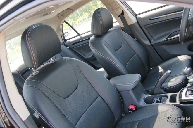 2015款 1.5L 手動旗艦型