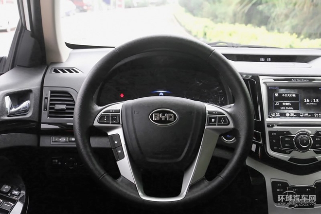 2015款 1.5L 手動舒適型