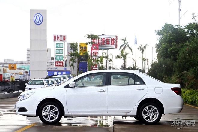 2015款 1.5L 手動舒適型