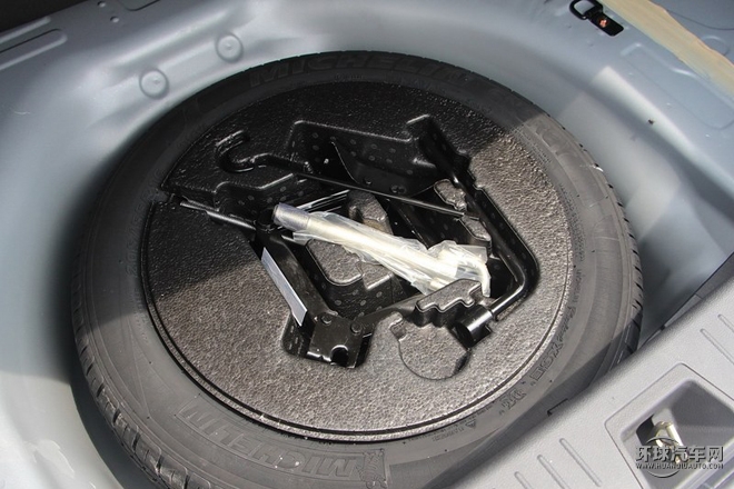 2015款 1.5L 自動豪華型