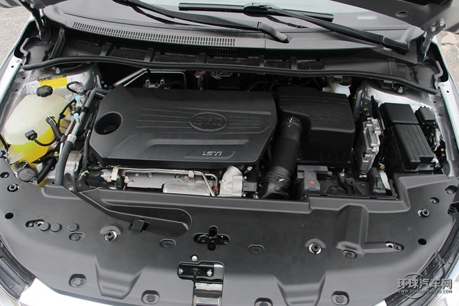 2015款 1.5L 自動(dòng)豪華型