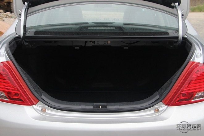 2015款 1.5L 自動豪華型