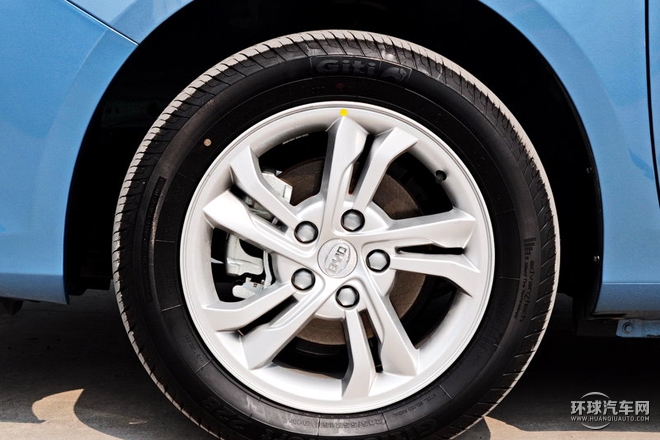 2015款 1.5L 自動舒適型