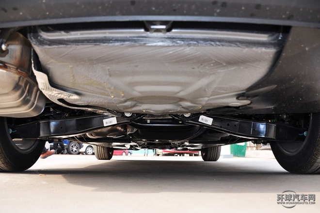 2015款 230TSI 自動(dòng)豪華型