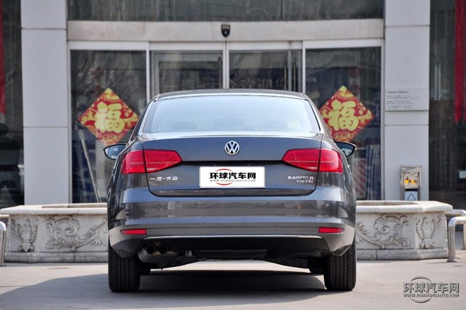 2015款 230TSI 自動(dòng)豪華型