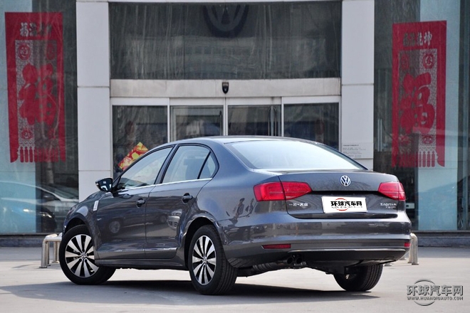 2015款 230TSI 自動豪華型