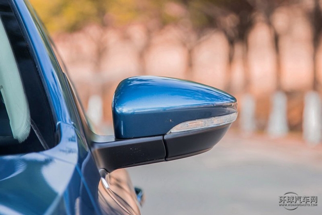 2015款 230TSI 自動舒適型