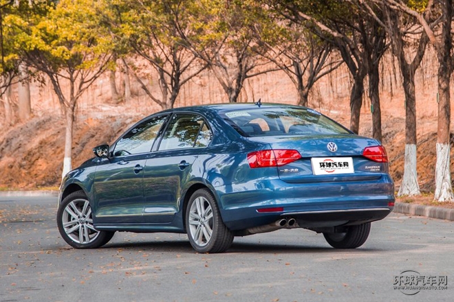 2015款 230TSI 自動舒適型