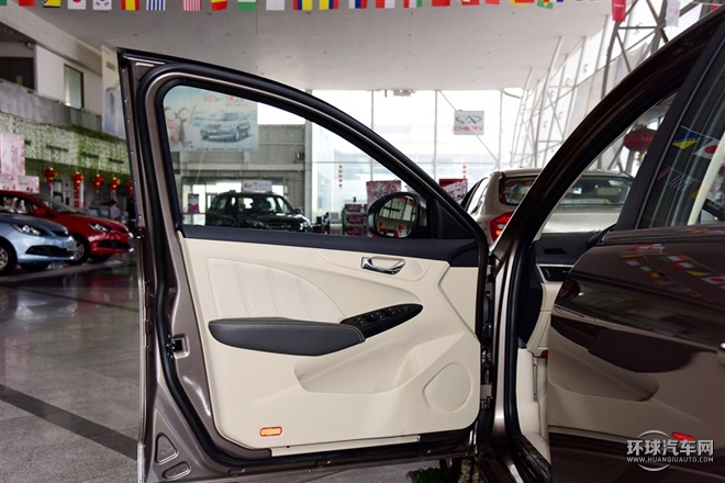 2015款 1.6L CVT致尚版