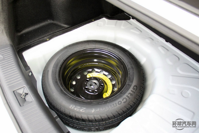 2015款 1.5T 自動運動尊貴型