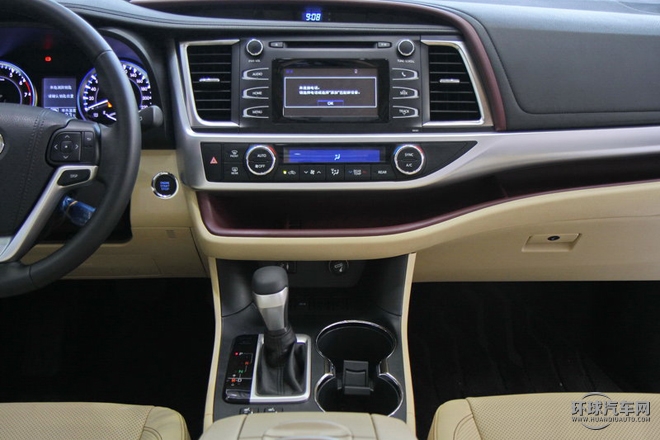 2015款 2.0T 兩驅(qū)豪華版 7座