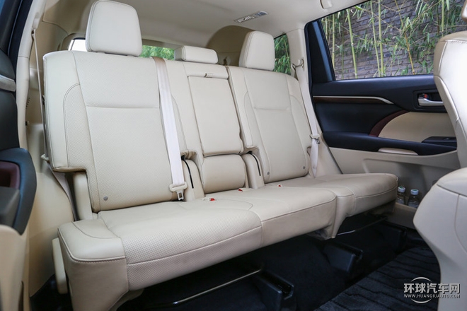 2015款 2.0T 四驅豪華導航版 7座