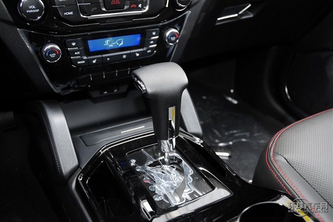 2015款 運動版 2.0L 自動豪華型