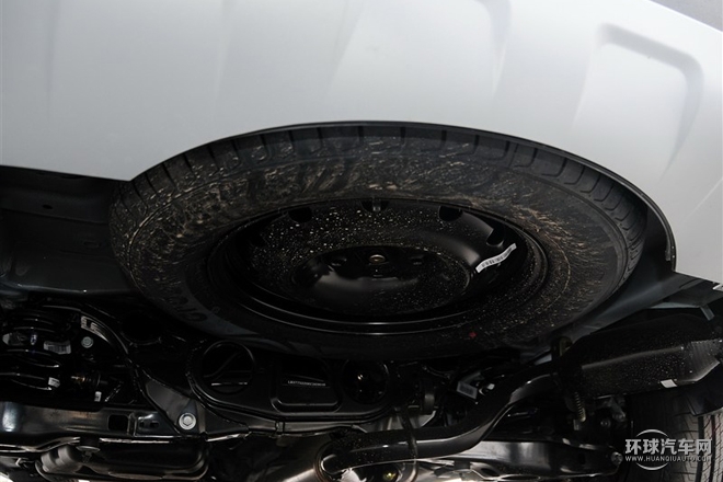 2015款 運(yùn)動(dòng)版 2.0L 自動(dòng)尊享型