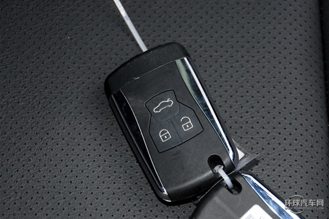 2015款 運動版 2.0L 自動尊享型