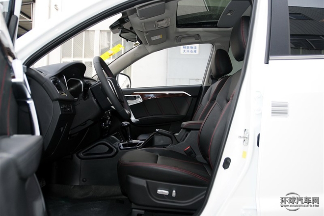 2015款 運動版 2.0L 自動尊享型