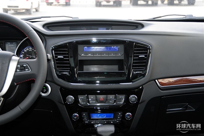 2015款 運動版 2.0L 自動尊享型