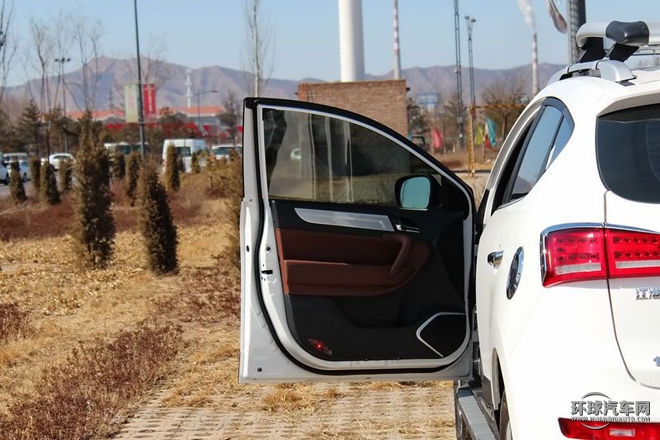 2015款 1.5T 手動(dòng)豪華智能型