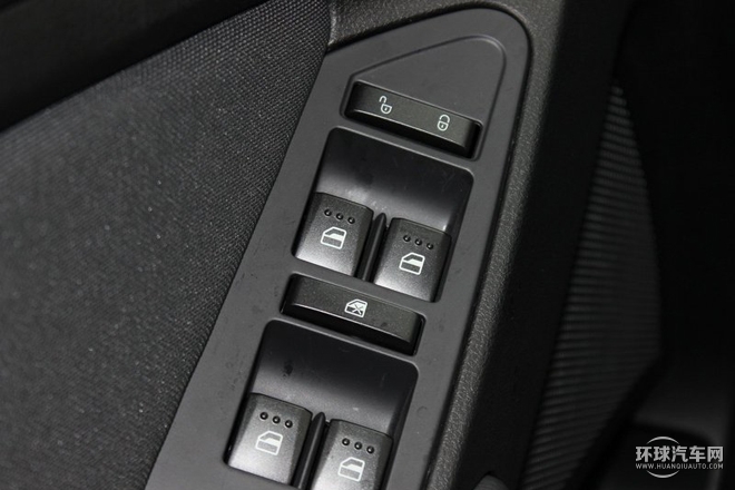 2015款 2.0T 自動(dòng)精英型