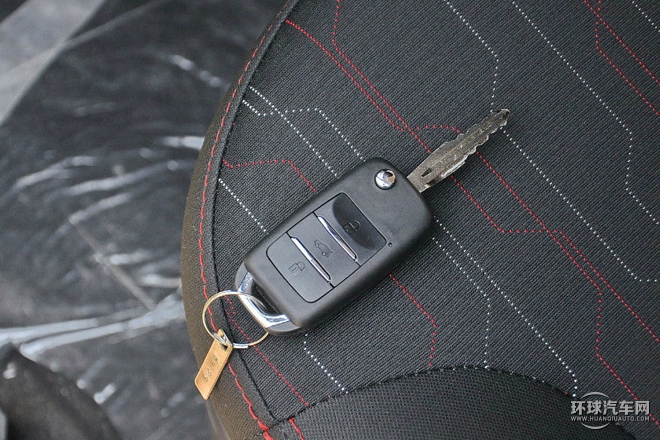 2015款 1.4L 手動豪華型