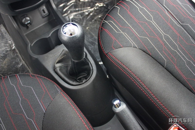 2015款 1.4L 手動豪華型