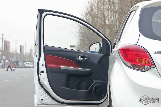 2015款 1.4L 手動舒適型