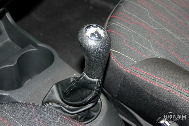 2015款 1.4L 手動舒適型