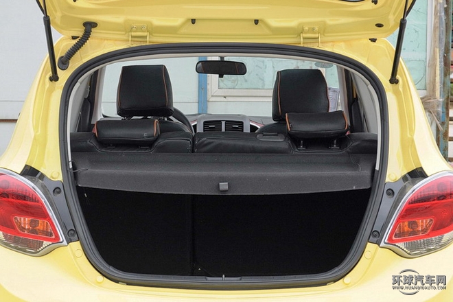 2015款 1.4L 手動(dòng)天窗版