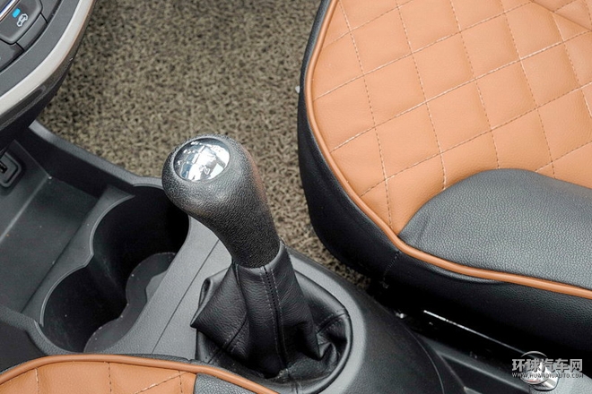 2015款 1.4L 手動天窗版