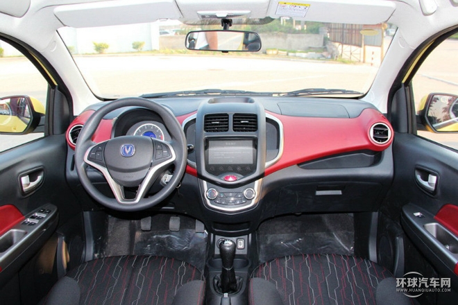 2015款 1.4L 手動尊貴型