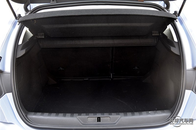 2015款 1.6T 自動勁馳版