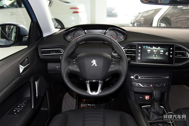 2015款 1.6T 自動(dòng)勁馳版