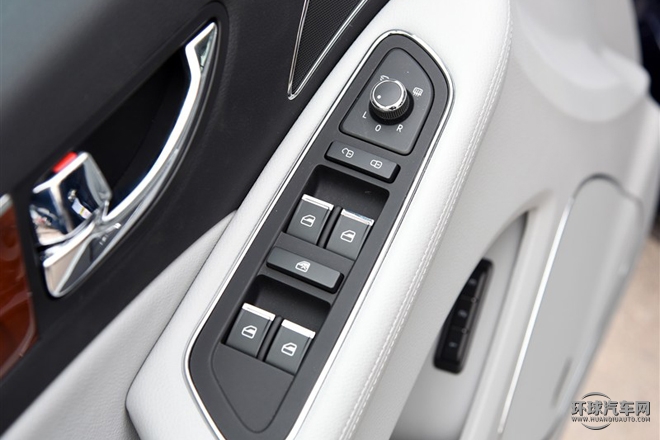 2015款 1.8T 豪華型