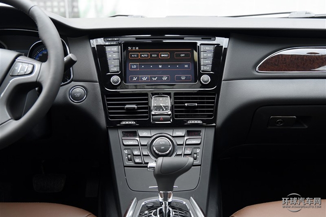 2015款 2.0T 技術型