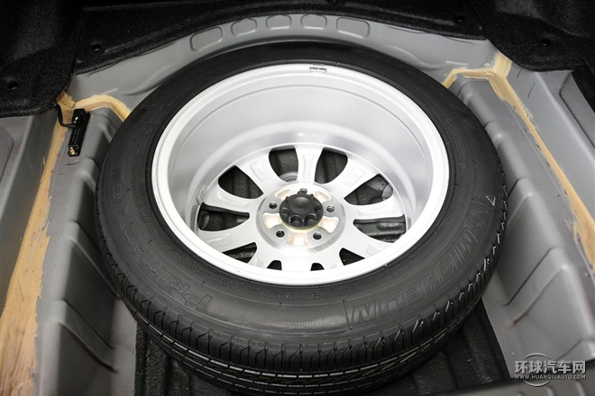 2015款 2.0T 尊貴型