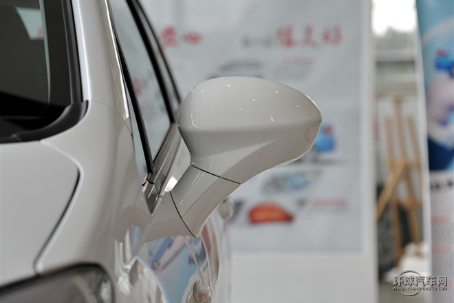 2015款 1.5L 手動藍鉆版