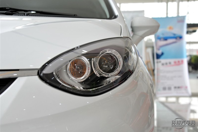 2015款 1.5L 手動藍鉆版