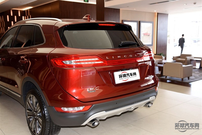 2015款 2.0T 四驅總統系列