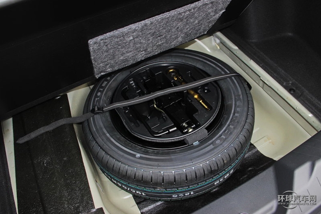 2015款 1.8L 手動(dòng)新享型