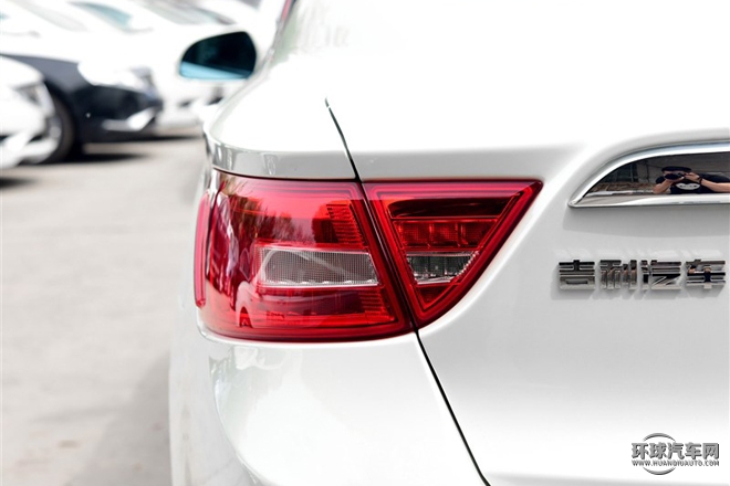 2015款 1.8T 豪華型