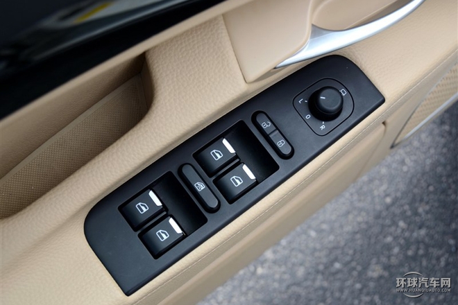 2015款 3.5L 旗艦型