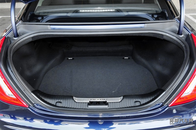 2015款 XJL 2.0T 兩驅(qū)典雅商務(wù)版