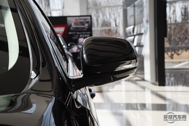 2015款 XJL 2.0T 兩驅全景商務版