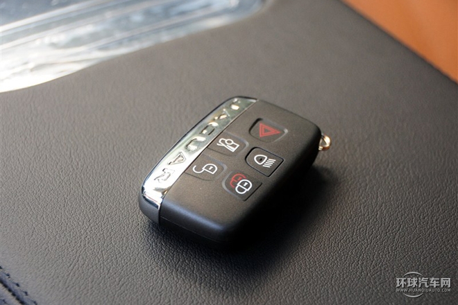 2015款 XJL 2.0T 兩驅尊享商務版