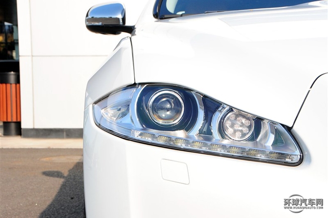 2015款 XJL 2.0T 兩驅尊享商務版