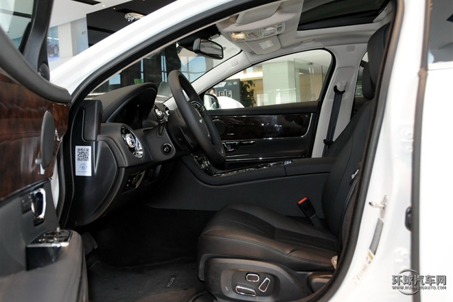 2015款 XJL 3.0 SC 兩驅(qū)全景商務(wù)版