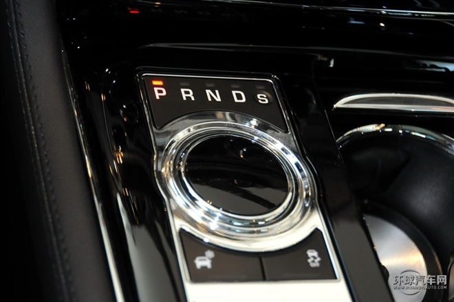 2015款 XJL 3.0 SC 兩驅(qū)全景商務(wù)版