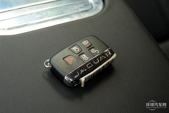 2015款 XJL 3.0 SC 四驅全景商務版