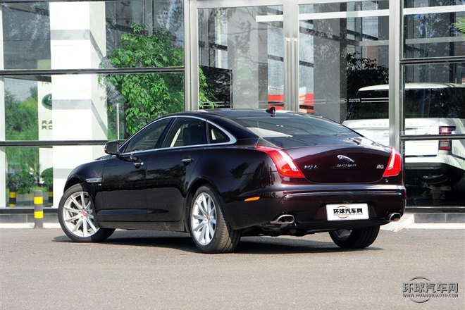 2015款 XJL 3.0 SC 四驅(qū)全景商務版